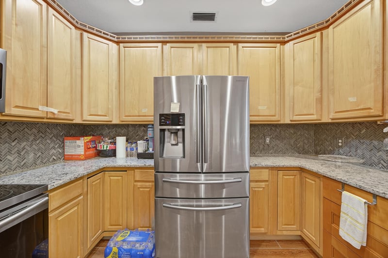Photo 17 of 11319 Simmons Rd, Jacksonville, FL 32218, photographed by Megapixeler