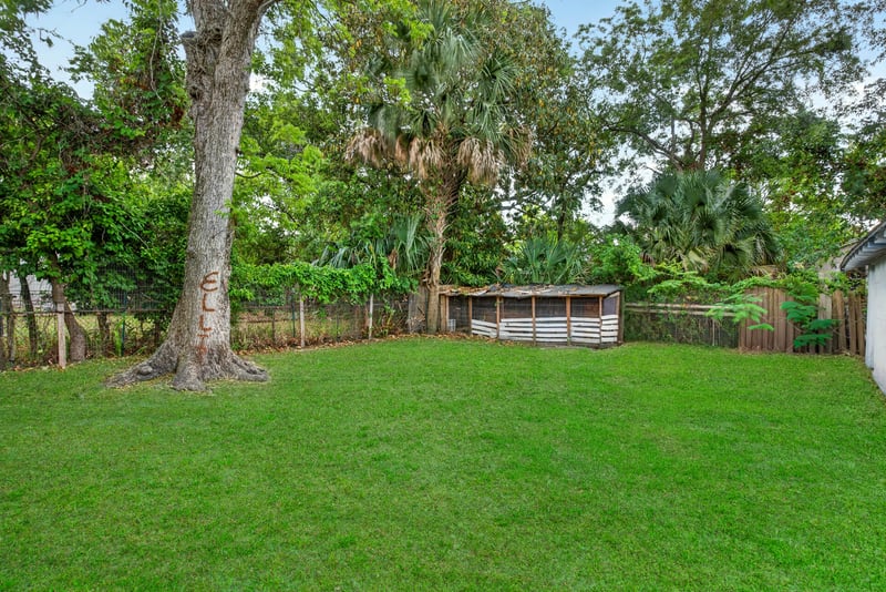 Photo 34 of 1192 W 12th St, Jacksonville, FL 32209, photographed by Megapixeler
