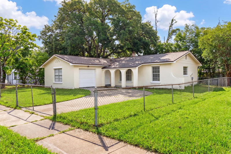 Photo 41 of 8046 Triumph Ln S, Jacksonville, FL 32244, photographed by Megapixeler