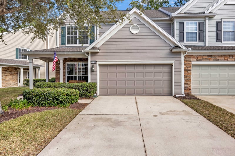 Photo 1 of 3895 Lionheart Dr, Jacksonville, FL 32216, photographed by Megapixeler