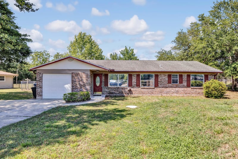 Photo 1 of 1588 Rainbow Rd, Middleburg, FL 32068, photographed by Megapixeler