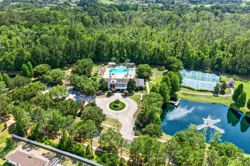 Drone view of the community pool and clubhouse in Fernandina Beach, FL