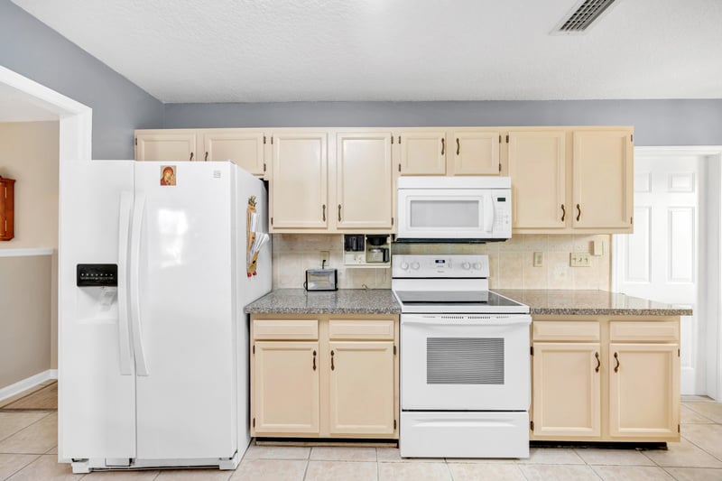 Photo 16 of 3185 Pablo Woods Dr, Jacksonville, FL 32224, photographed by Megapixeler