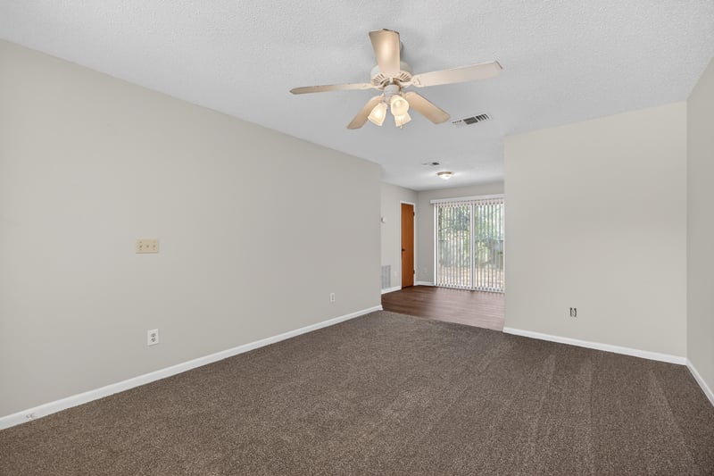 Photo 6 of 5033 Yearling Ln, Jacksonville, FL 32210, photographed by Megapixeler
