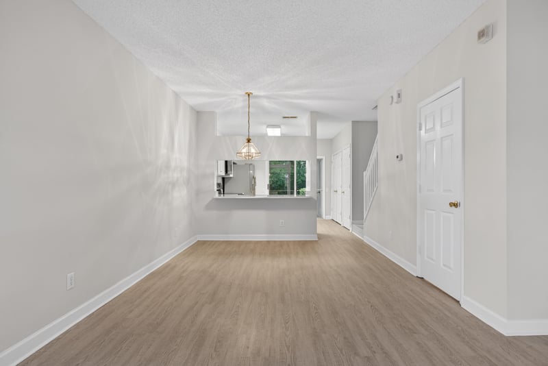 Photo 7 of 12311 Kensington Lakes Dr #905, Jacksonville, FL 32246, photographed by Megapixeler
