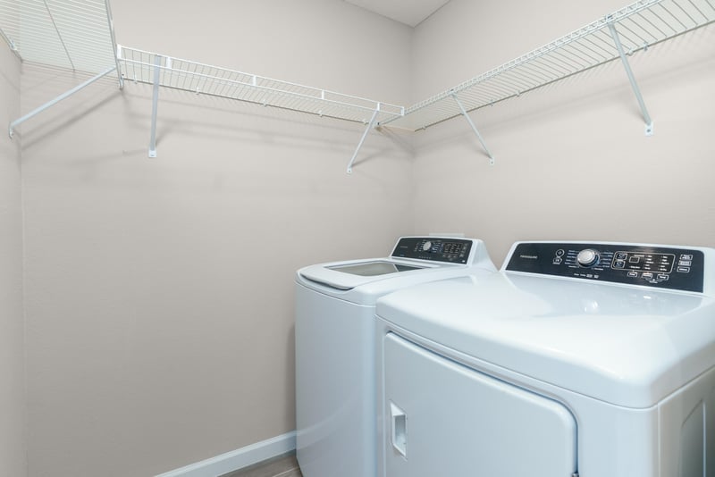 Laundry Room at 1687 Pottsburg Point Dr, Jacksonville, FL 32207