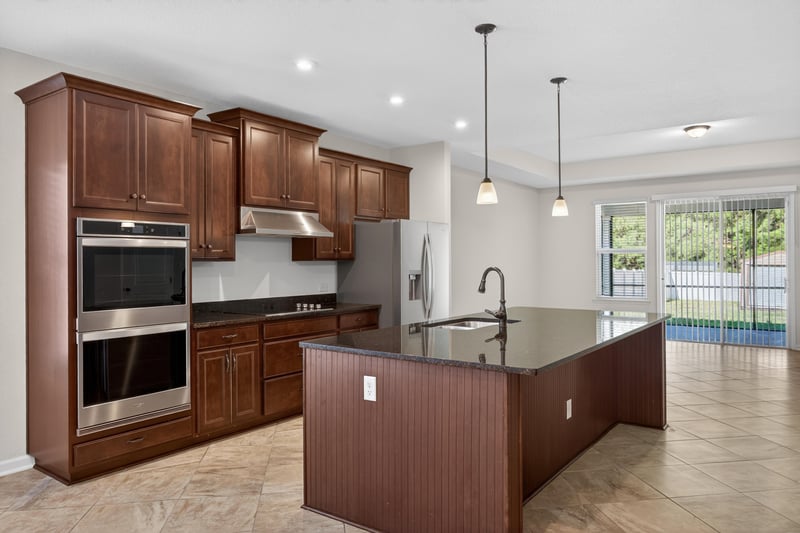 Photo 11 of 1486 Panther Lk Pkwy, Jacksonville, FL 32221, photographed by Megapixeler