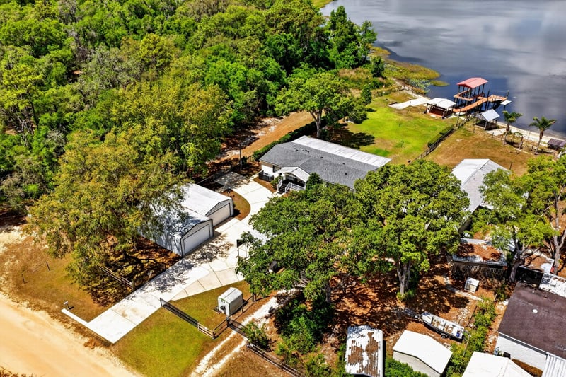 Photo 63 of 141 Kitty Ave, Interlachen, FL 32148, photographed by Megapixeler