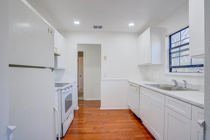 Photo 6 of 726 Plainfield Ave, Orange Park, FL 32073, photographed by Megapixeler