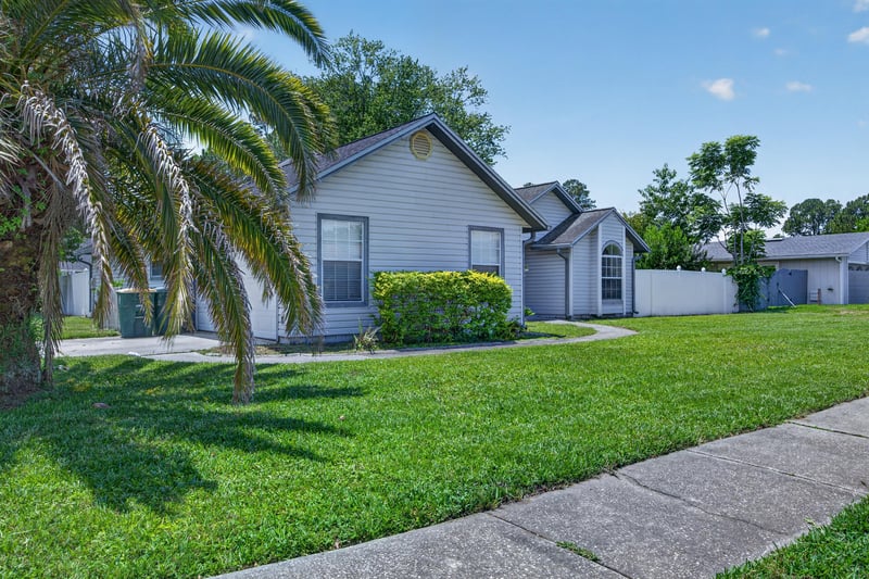 Photo 1 of 3550 Sheldrake Dr, Jacksonville, FL 32223, photographed by Megapixeler