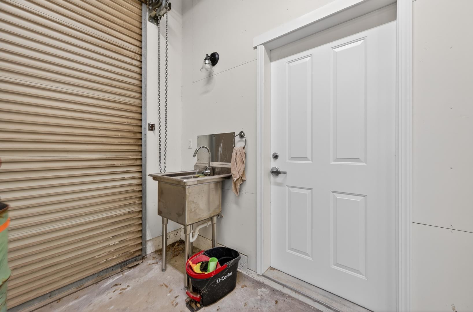 30919 Auberry Rd, photo 97