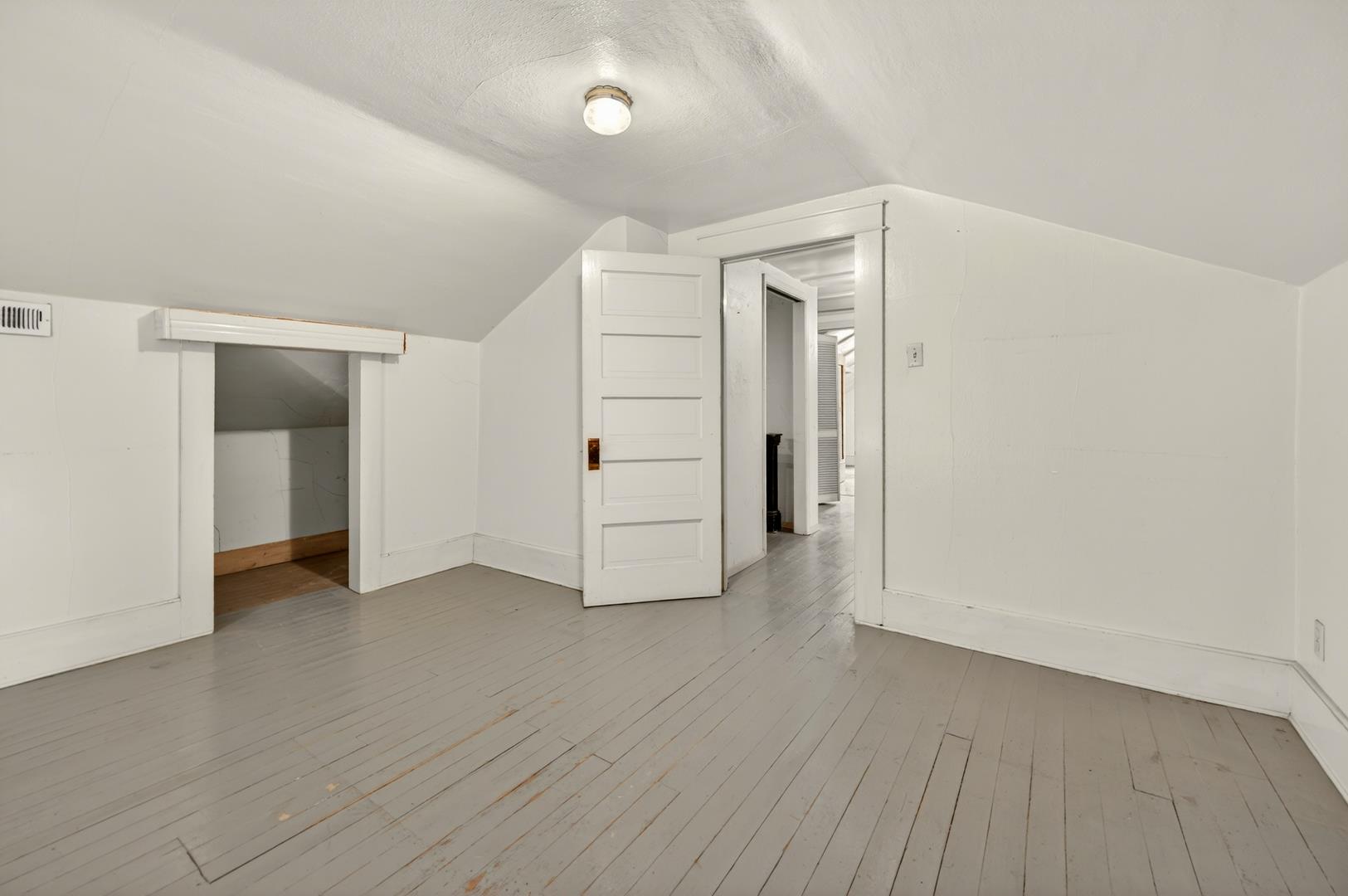 435 N Alta Ave, photo 69