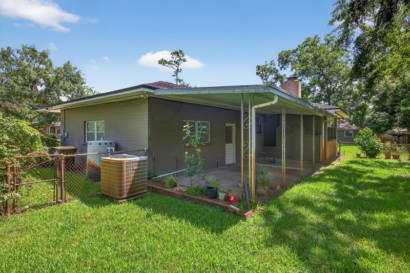 Photo 35 of 5060 Carmel Dr, Jacksonville, FL 32244, photographed by Megapixeler