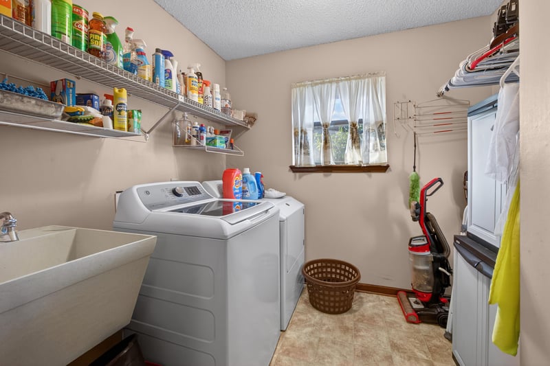 Photo 33 of 2479 Stonebridge Dr, Orange Park, FL 32065, photographed by Megapixeler