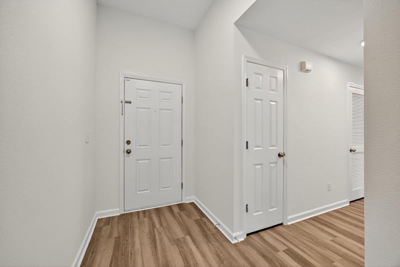 Photo 6 of 7551 Mishkie Dr, Jacksonville, FL 32244, photographed by Megapixeler