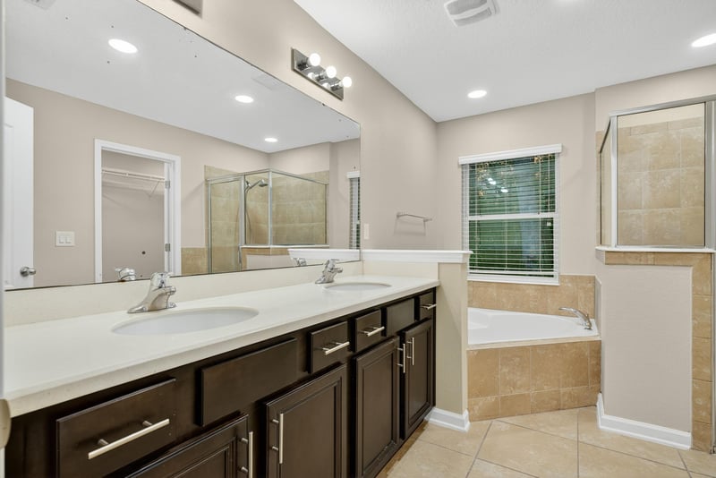 Priamary Bath at 15885 Bainebridge Dr, Jacksonville, FL 32218