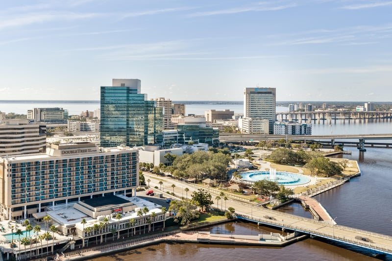Photo 16 of 841 Prudential Dr, Jacksonville, FL 32207, photographed by Megapixeler