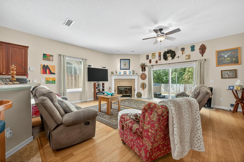 Photo 11 of 601 Reflection Cove Rd, Jacksonville, FL 32218, photographed by Megapixeler