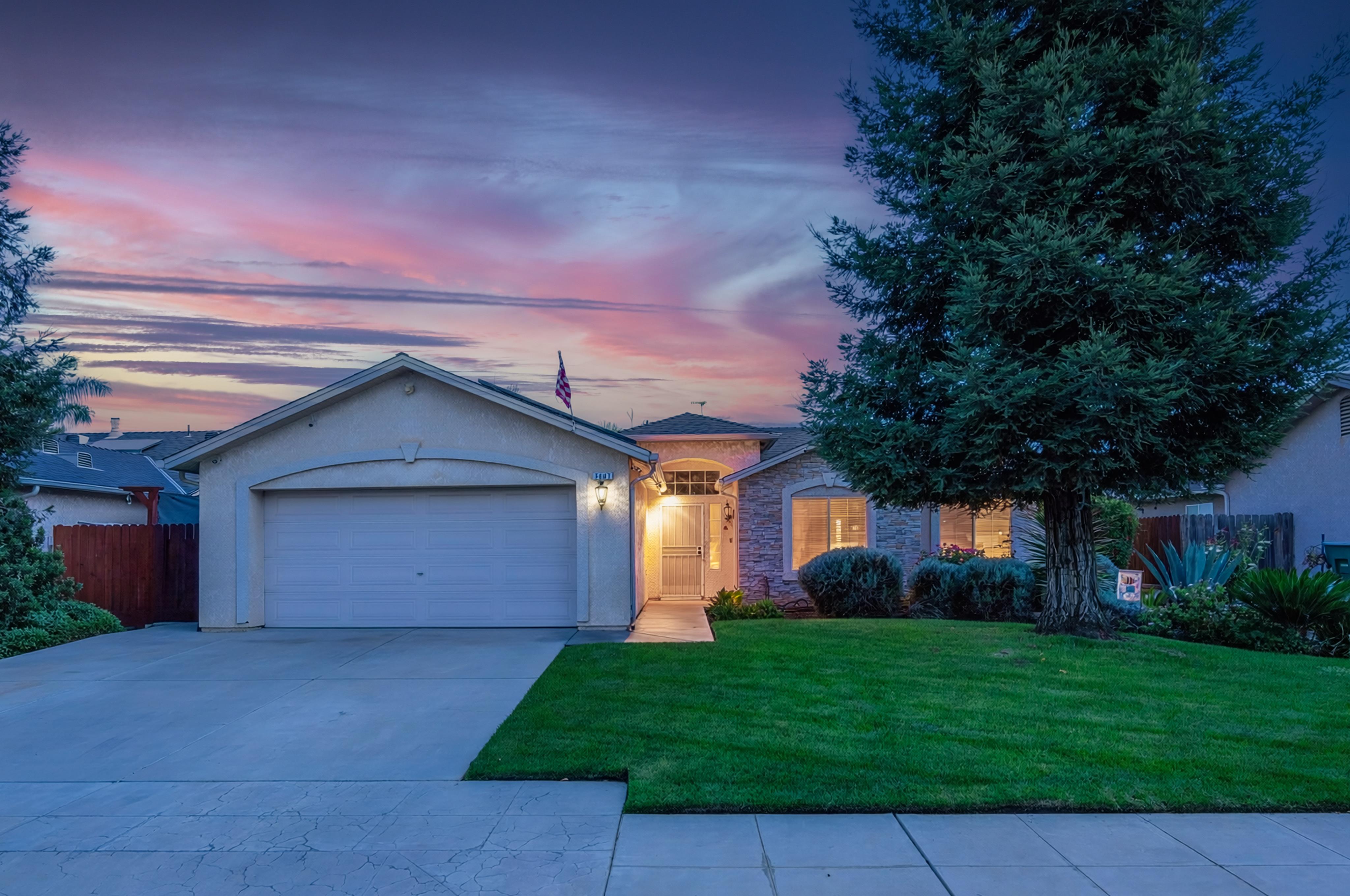 5607 W Hedges Ave, Fresno CA