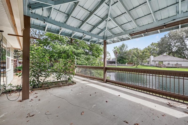 Covered Patio at 3556 Lazy Willow Ct, Jacksonville, FL 32223
