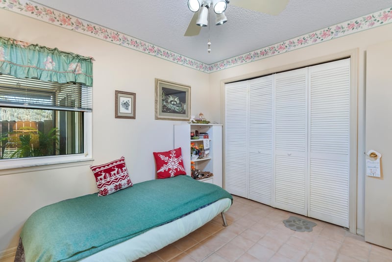 Photo 17 of 5522 La Moya Ave, Jacksonville, FL 32210, photographed by Megapixeler