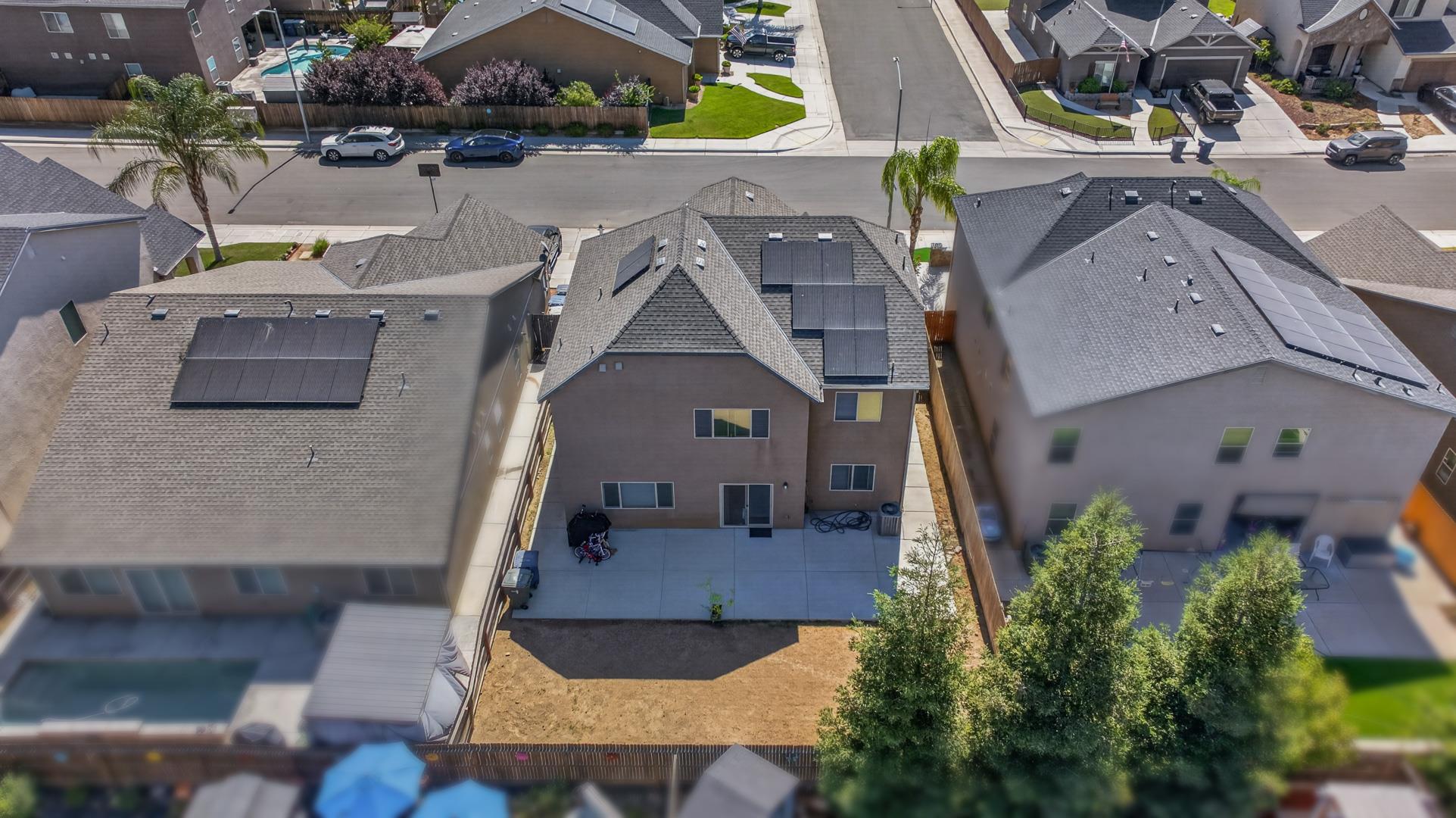 5281 N Phoenix Ave, photo 9