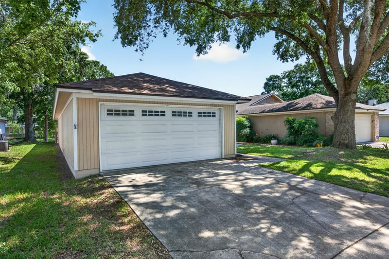 Photo 2 of 4341 Lake Woodbourne Dr S, Jacksonville, FL 32217, photographed by Megapixeler