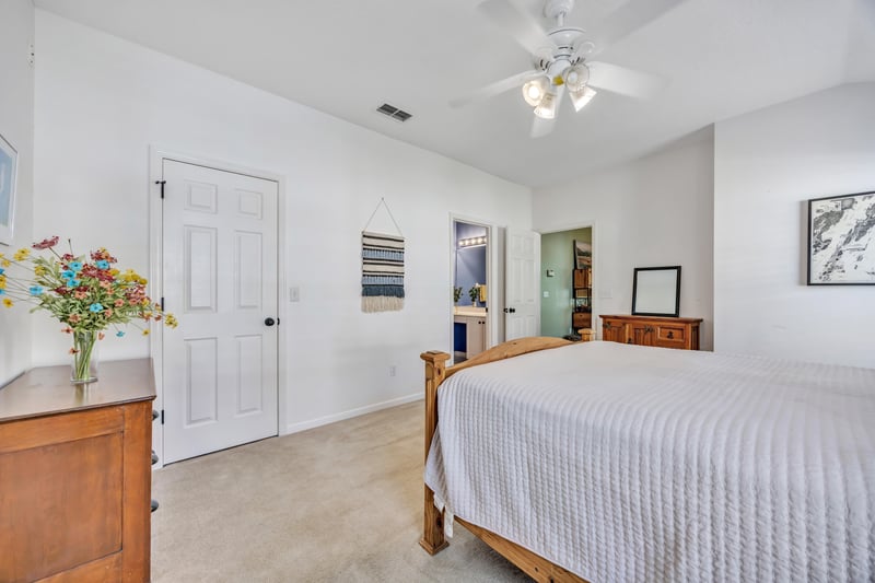 Photo 31 of 636 Wyndham Ct, Orange Park, FL 32073, photographed by Megapixeler