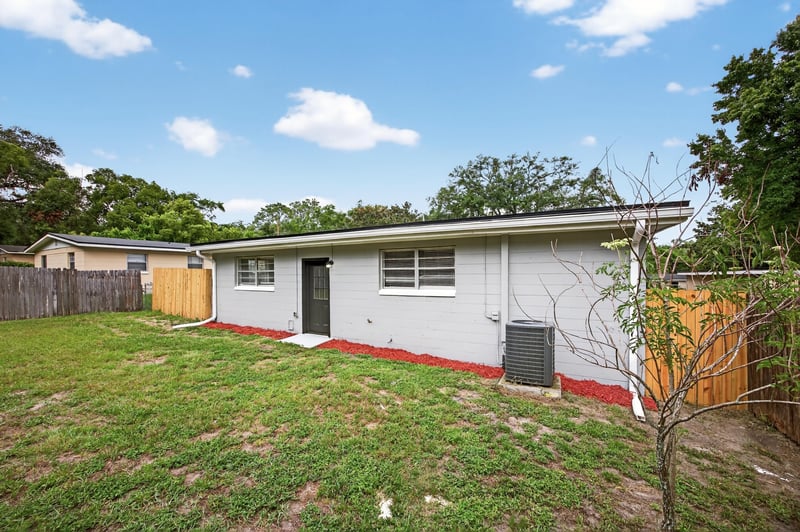 Photo 27 of 6952 Goldilocks Ln, Jacksonville, FL 32210, photographed by Megapixeler