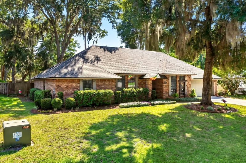 Photo 6 of 13832 Carters Grove Ln, Jacksonville, FL 32223, photographed by Megapixeler