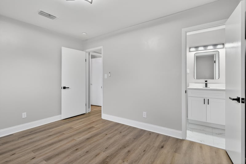 Photo 57 of 4725 Tango Ln W, Jacksonville, FL 32210, photographed by Megapixeler