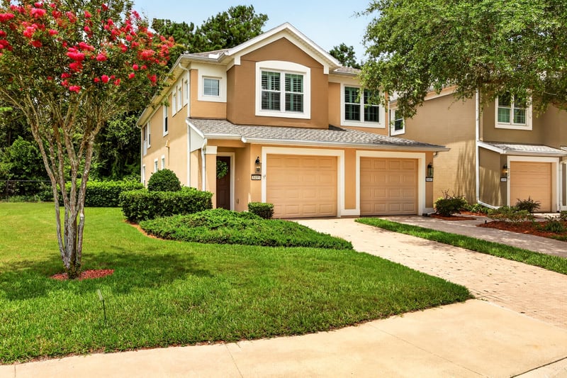 Photo 1 of 8495 Little Swift Cir, Jacksonville, FL 32256, photographed by Megapixeler