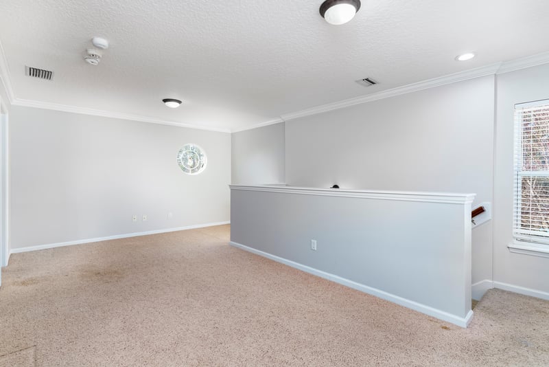 Loft Angle 2 at 1700 Southcreek Dr, Jacksonville, FL 32259