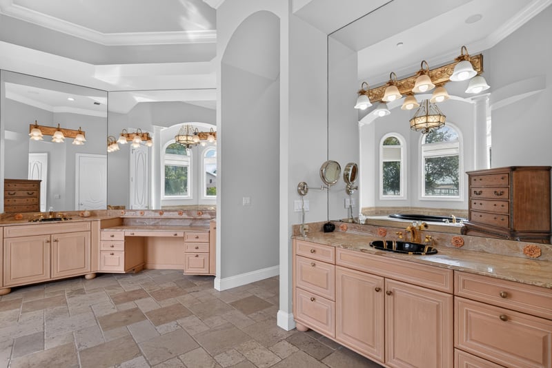 Primary bath with dual vanities at 344 Broward Rd, Jacksonville, FL