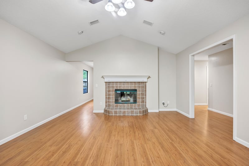 Photo 7 of 14453 Denton Rd, Jacksonville, FL 32226, photographed by Megapixeler