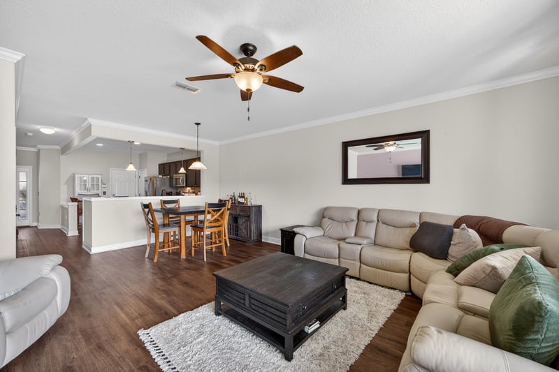 Photo 8 of 6840 Roundleaf Dr, Jacksonville, FL 32258, photographed by Megapixeler