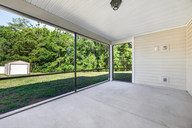 Photo 40 of 1486 Panther Lk Pkwy, Jacksonville, FL 32221, photographed by Megapixeler