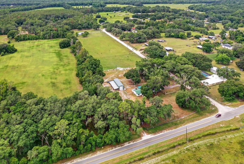 Photo 48 of 11844 SW County Rd 18, Hampton, FL 32044, photographed by Megapixeler