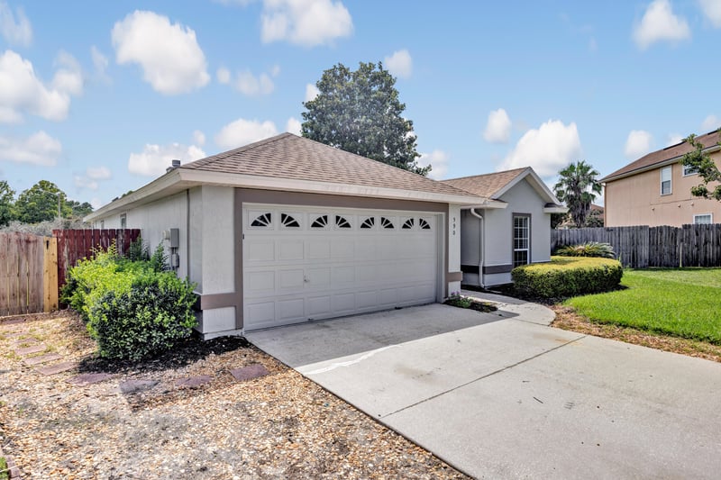 Photo 2 of 590 Timber Trace Ct, Orange Park, FL 32073, photographed by Megapixeler