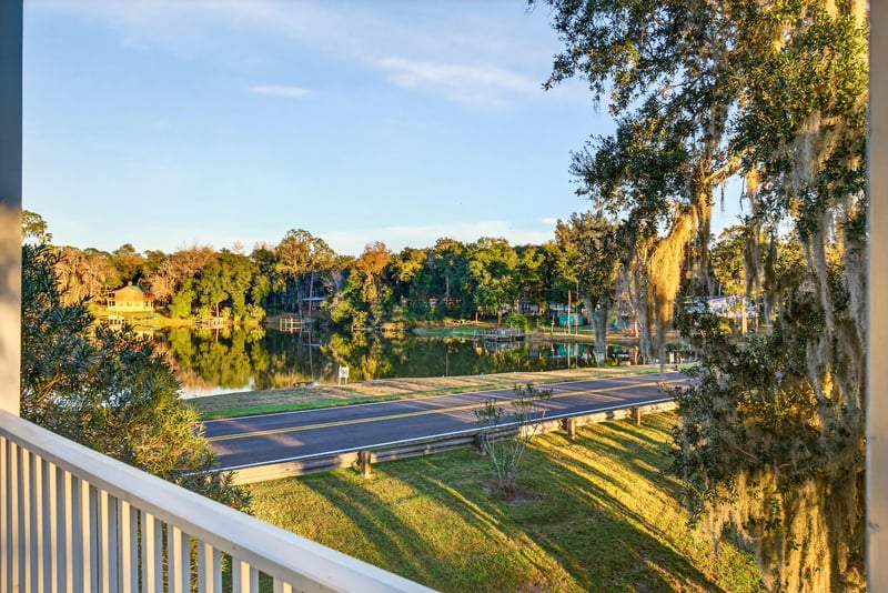 Photo 16 of 301 Saratoga Dr, Satsuma, FL 32189, photographed by Megapixeler