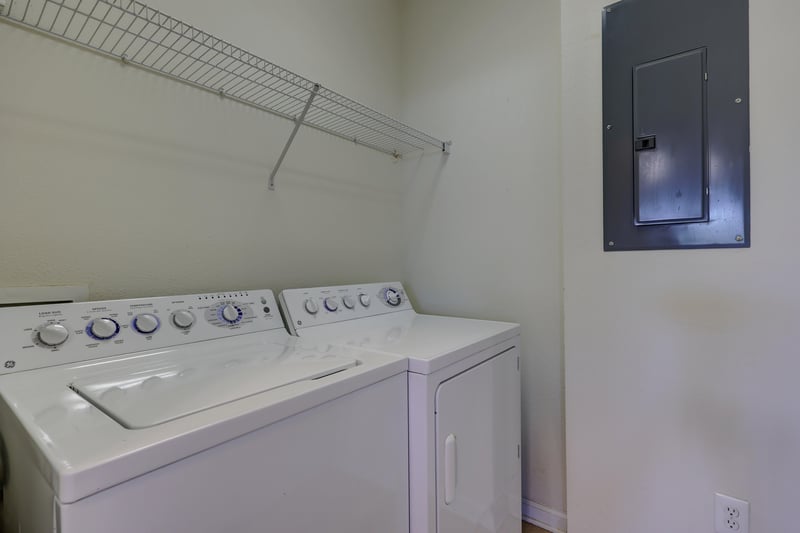 Laundry Room at 11251 Campfield Dr unit 1403, Jacksonville, FL 32256