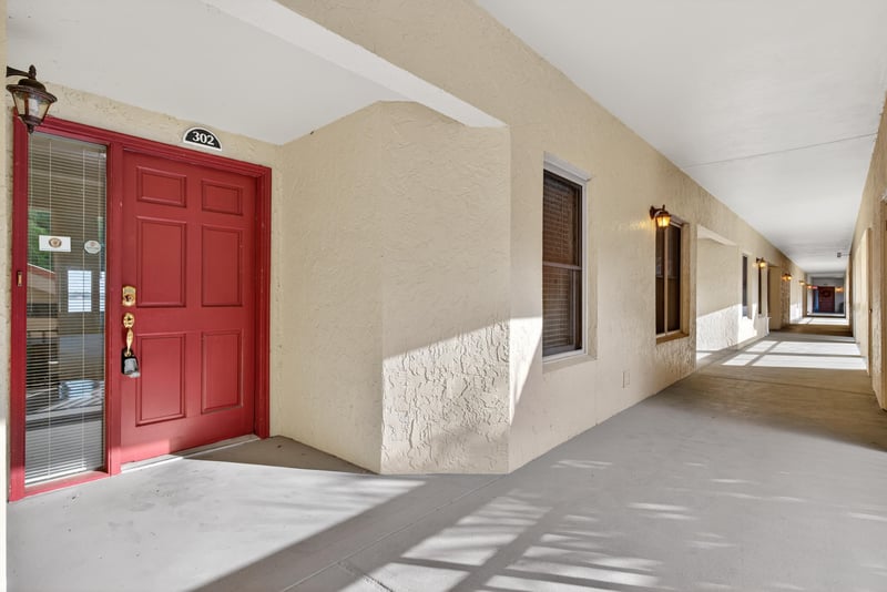 Photo 6 of 2099 Winterbourne Dr E APT 302, Orange Park, FL 32073, photographed by Megapixeler