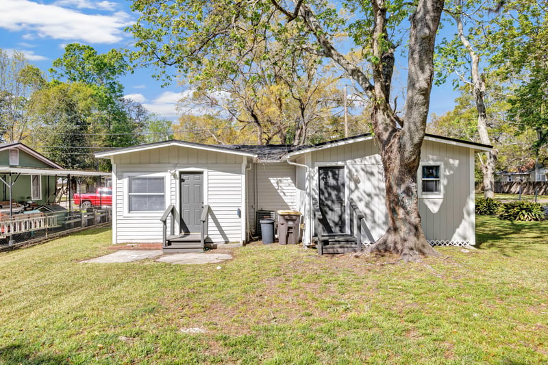 Photo 27 of 825 Wyolen St, Jacksonville, FL 32254, photographed by Megapixeler