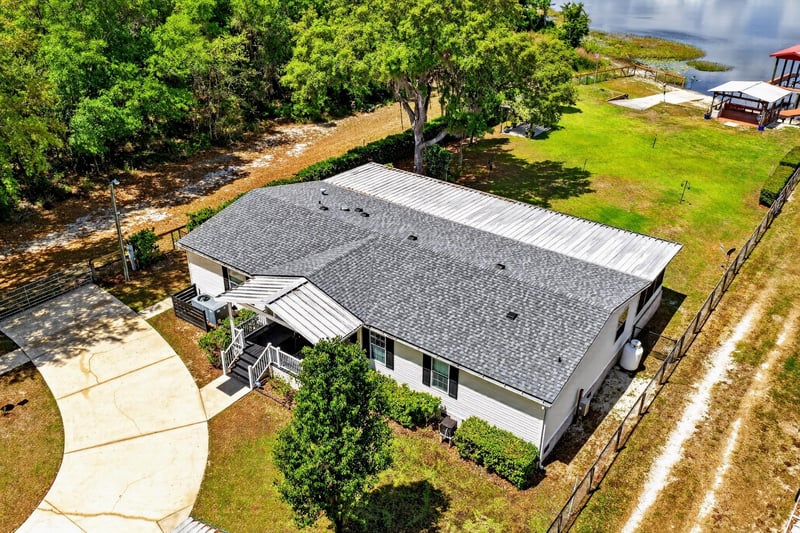 Photo 11 of 141 Kitty Ave, Interlachen, FL 32148, photographed by Megapixeler