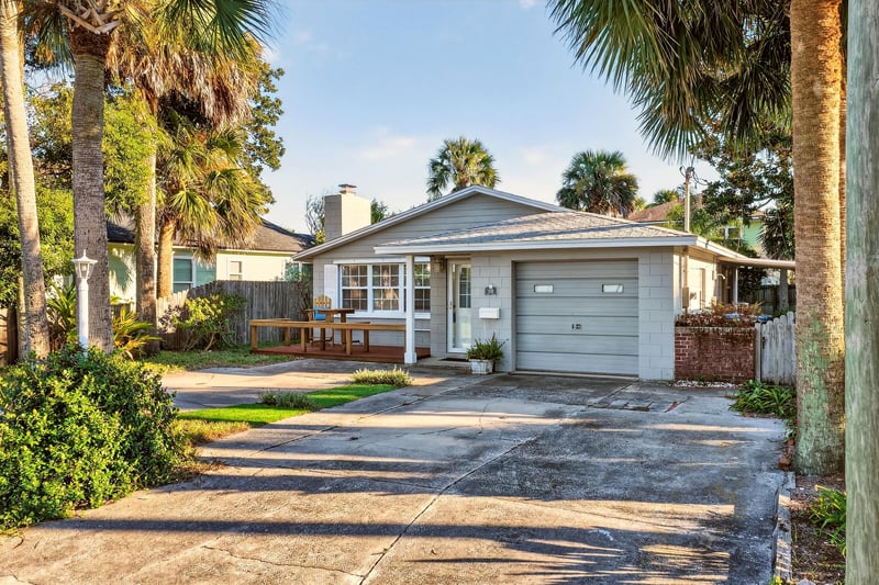Photo 6 of 509 Lora St, Neptune Beach, FL 32266, photographed by Megapixeler