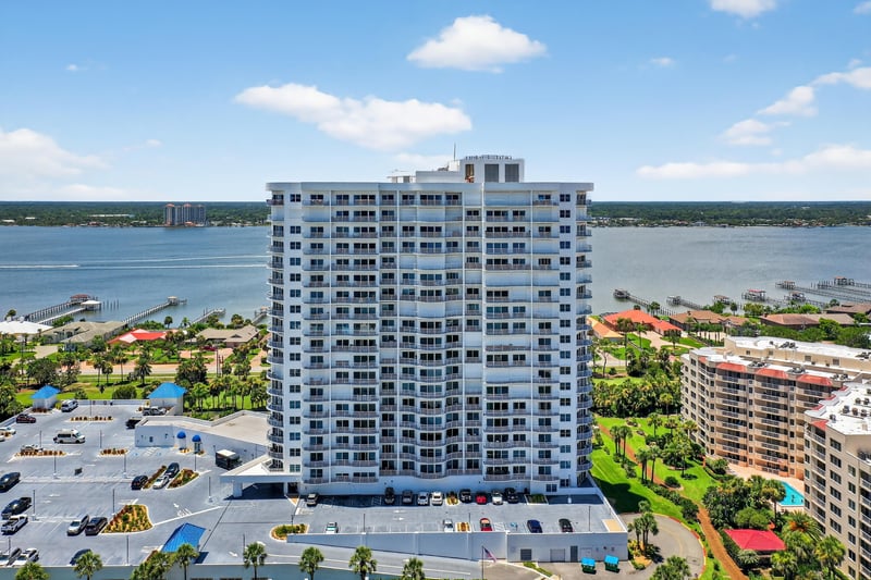 Photo 54 of 2 Oceans W Blvd, Daytona Beach, FL 32118, photographed by Megapixeler