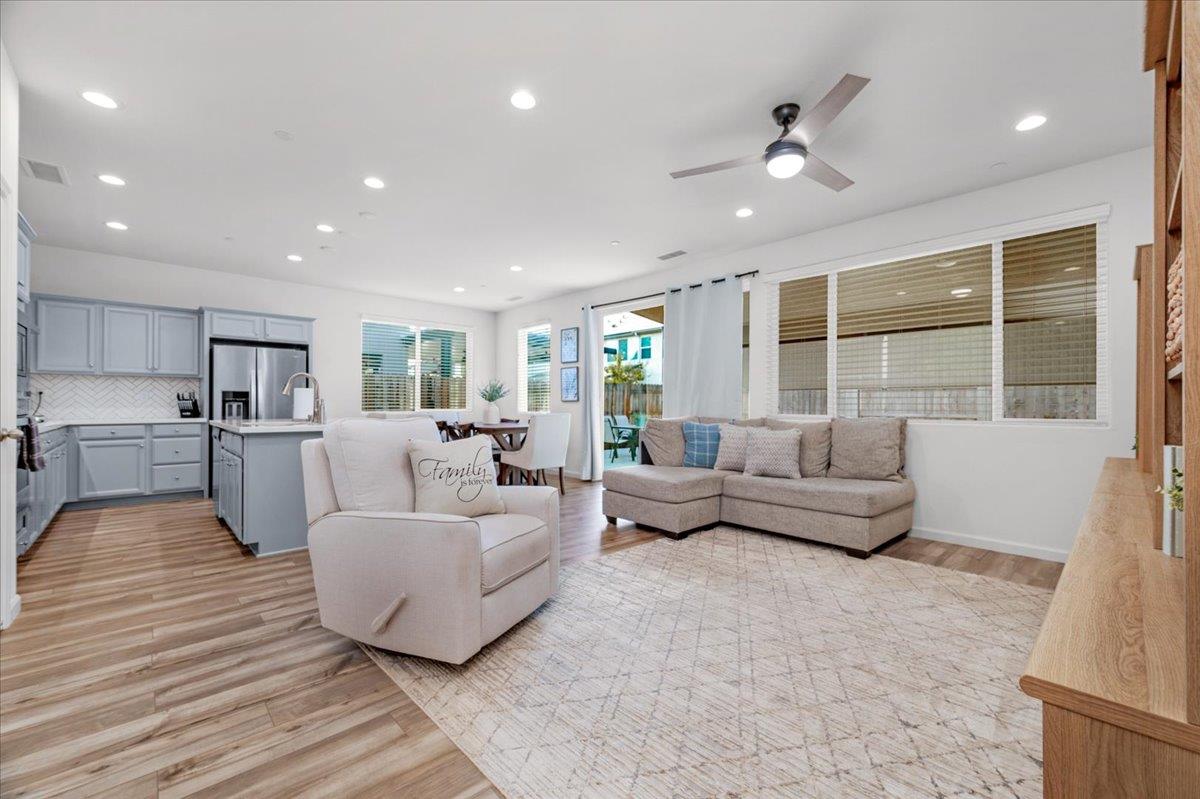 5678 Sample Ave, photo 11