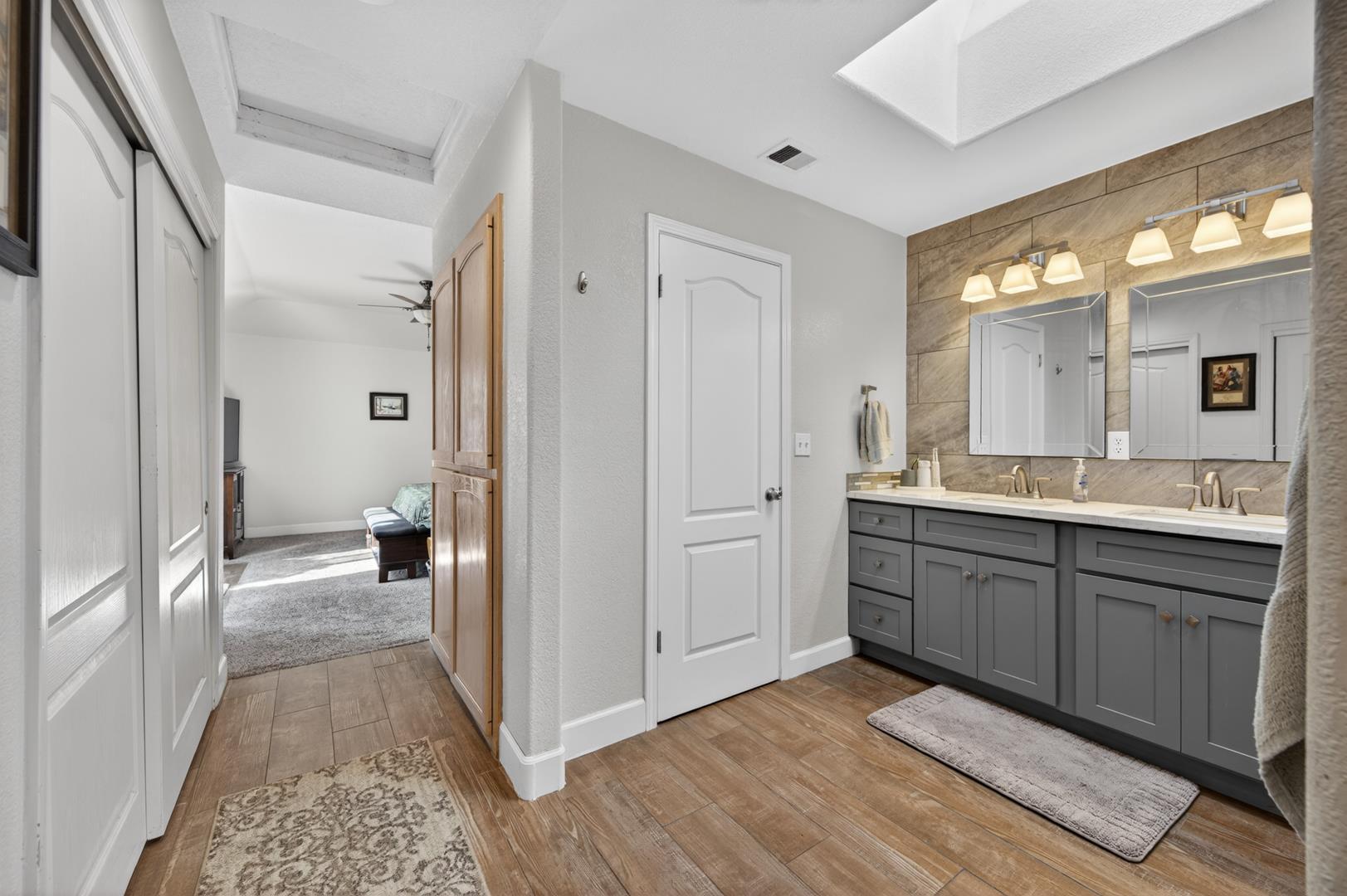 6367 N Selland Ave, photo 35