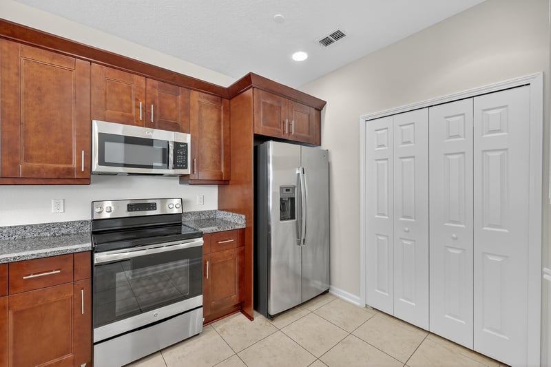 Kitchen at 11274 Estancia Villa Cir #801, Jacksonville, FL 32246