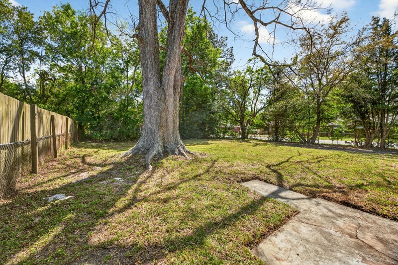 Photo 33 of 2960 W 10th St, Jacksonville, FL 32254, photographed by Megapixeler